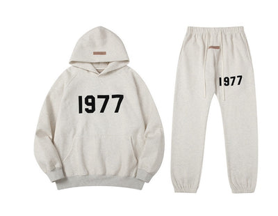 ESSENTIALS 1977 HOODIE + FREE TRACKPANTS(TODAY ONLY)