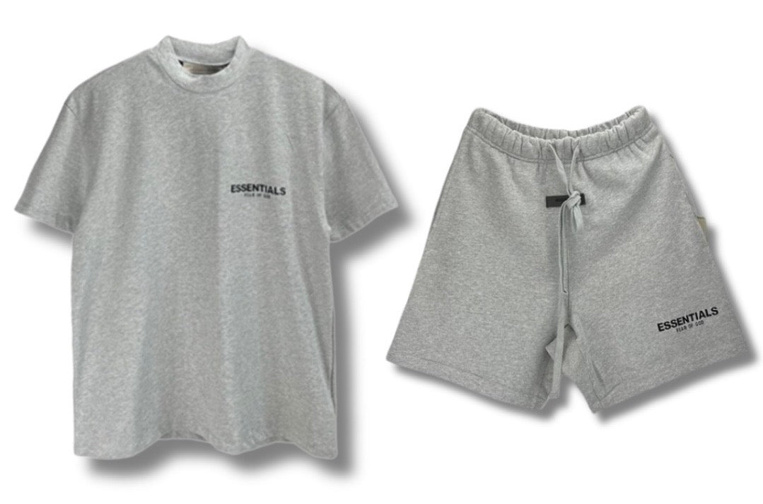 ESSENTIALS Logo Summer Set